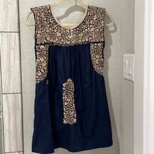 Mi Golondrina Navy and Gold Top